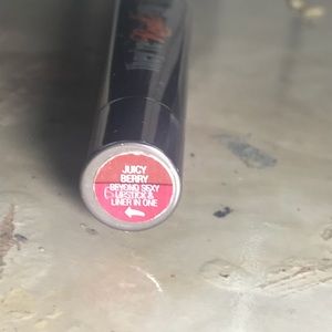 Benefit Double the Lip shade- JUICY BERRY